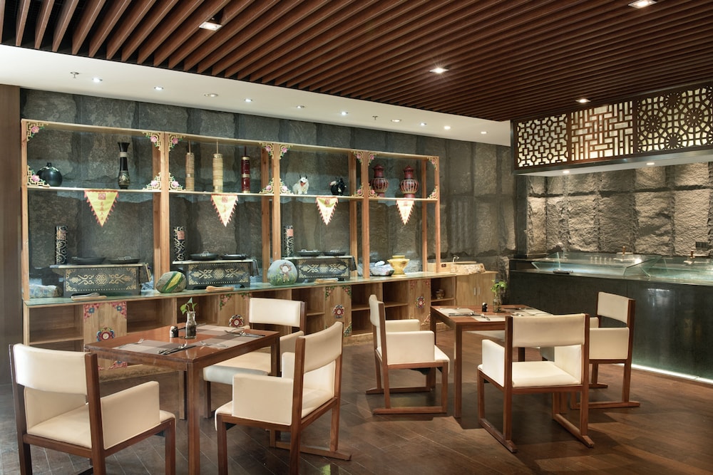 Crowne Plaza Yading by IHG