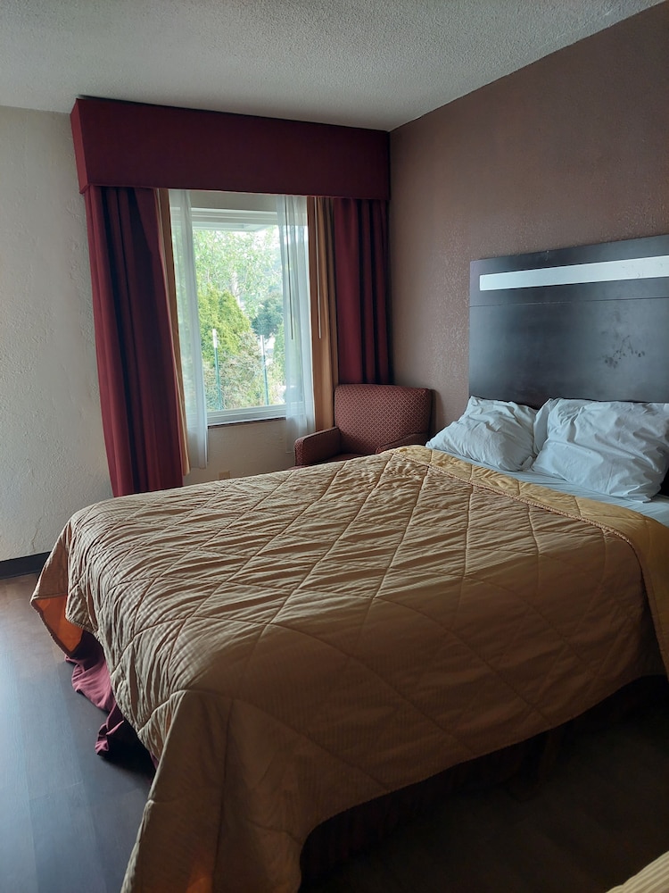 Budget Inn
