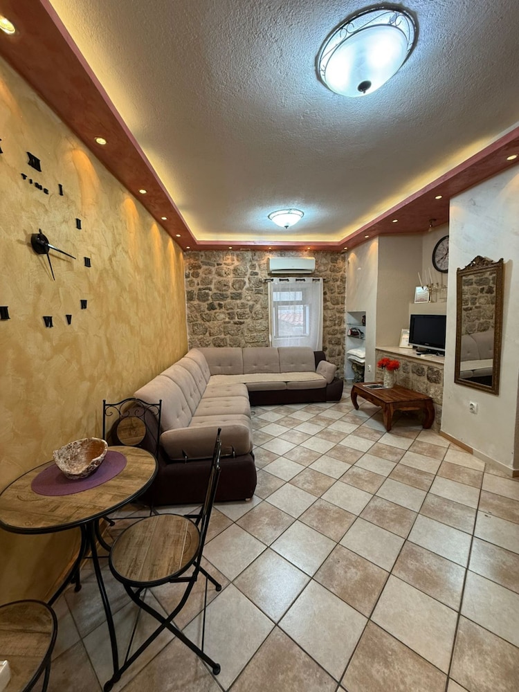 Kotor Casa Collection