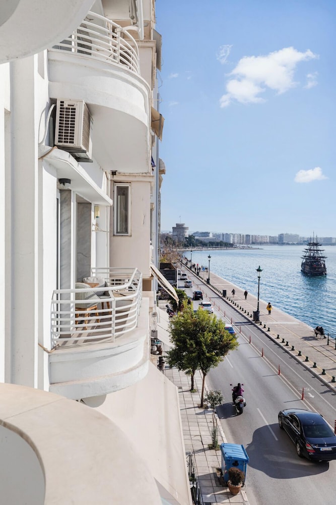 Infinity & Beyond seafront apartments