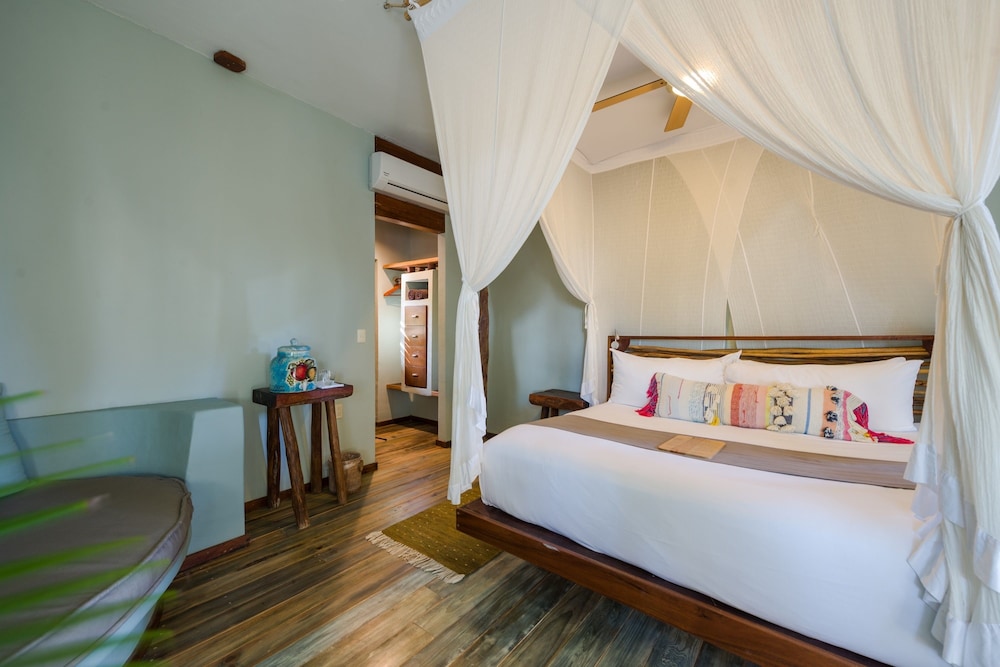 Ahau Beachfront Tulum Hotel 7
