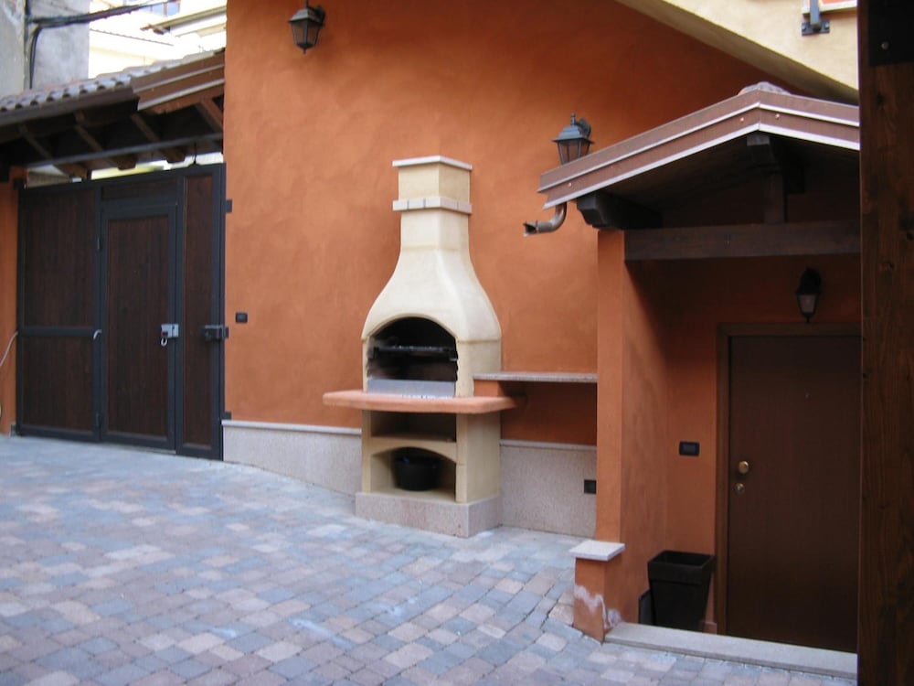 Photo 19