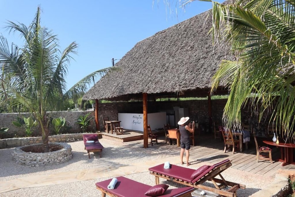 Holiday Time Bungalows Zanzibar