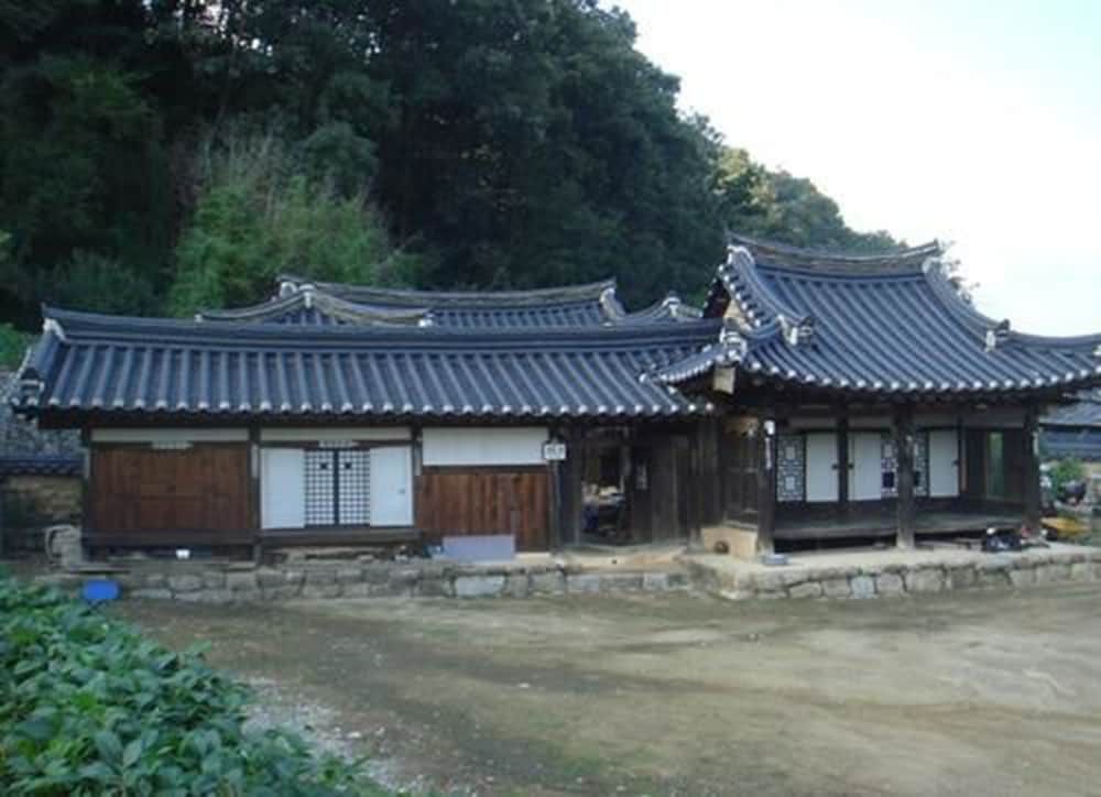 Photo 28
