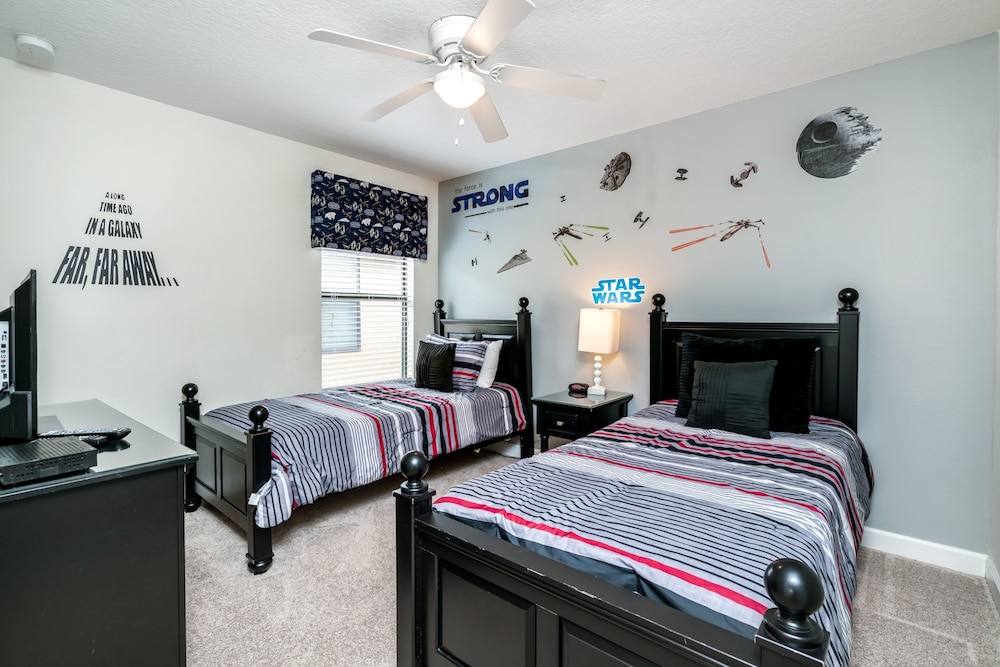 6bed 5Ba Villa Game Room Pool Spa - Image 4