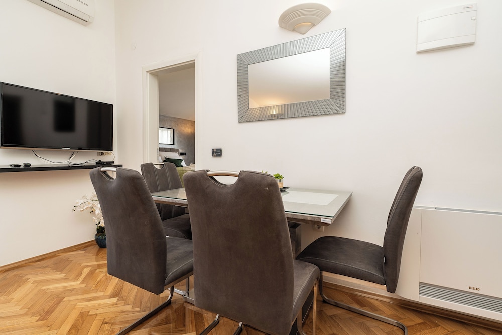 Apartments Grbic