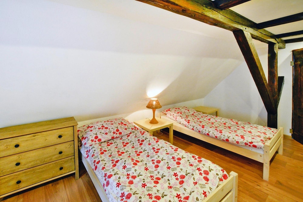 Comfortable Holiday Home in the Middle of a Forest view 3