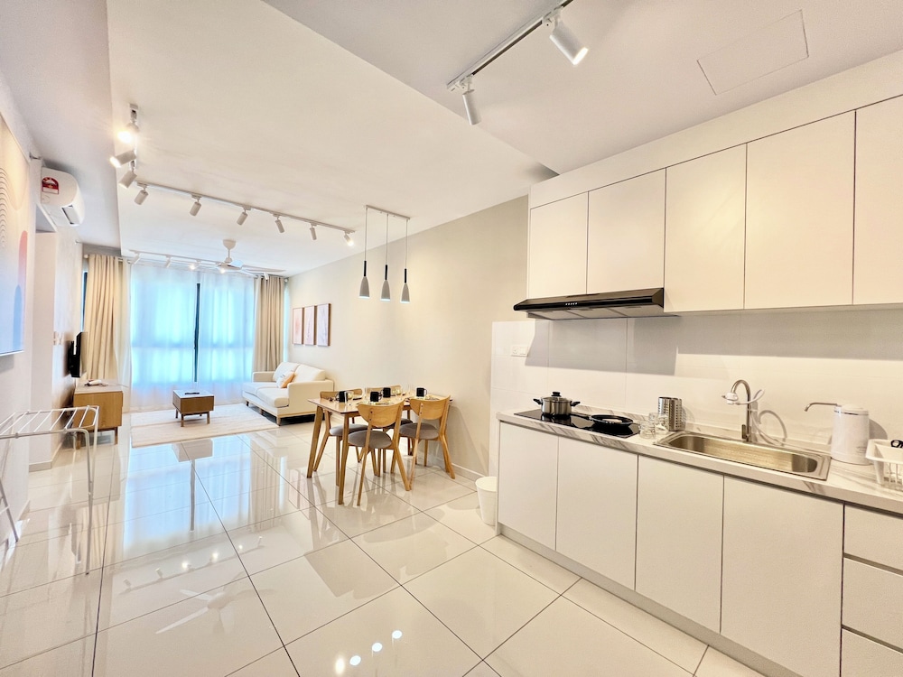Gaia Residences by Sleepy Bear