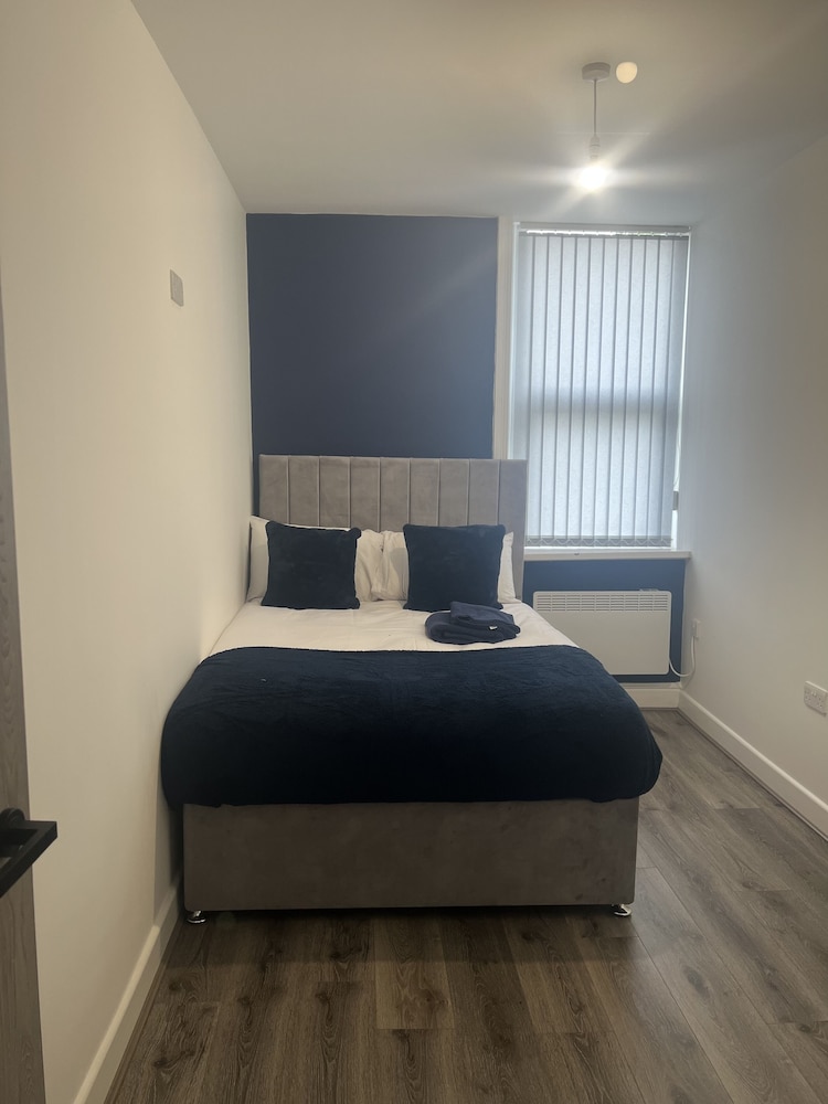 Boothtown Luxury Apartments view 4