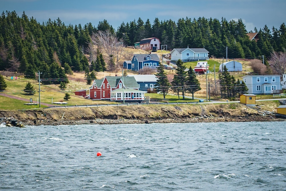Inn By The Bay