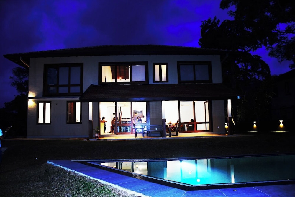 Labuduwa Villa in Galle.