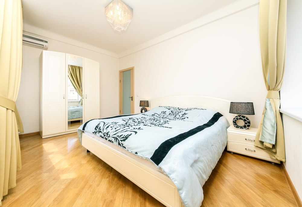 Alma Apartments