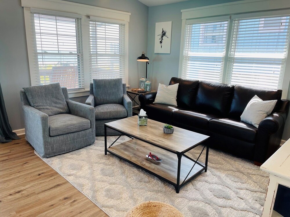3/4 Time - 4 Br Home
