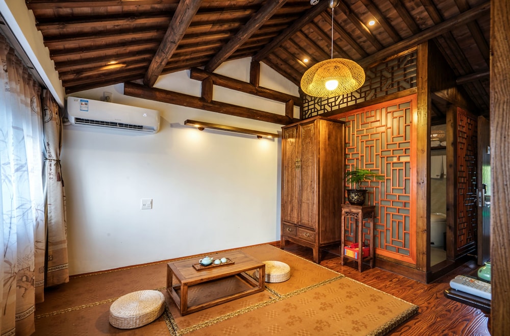 Lanting Yishi Inn