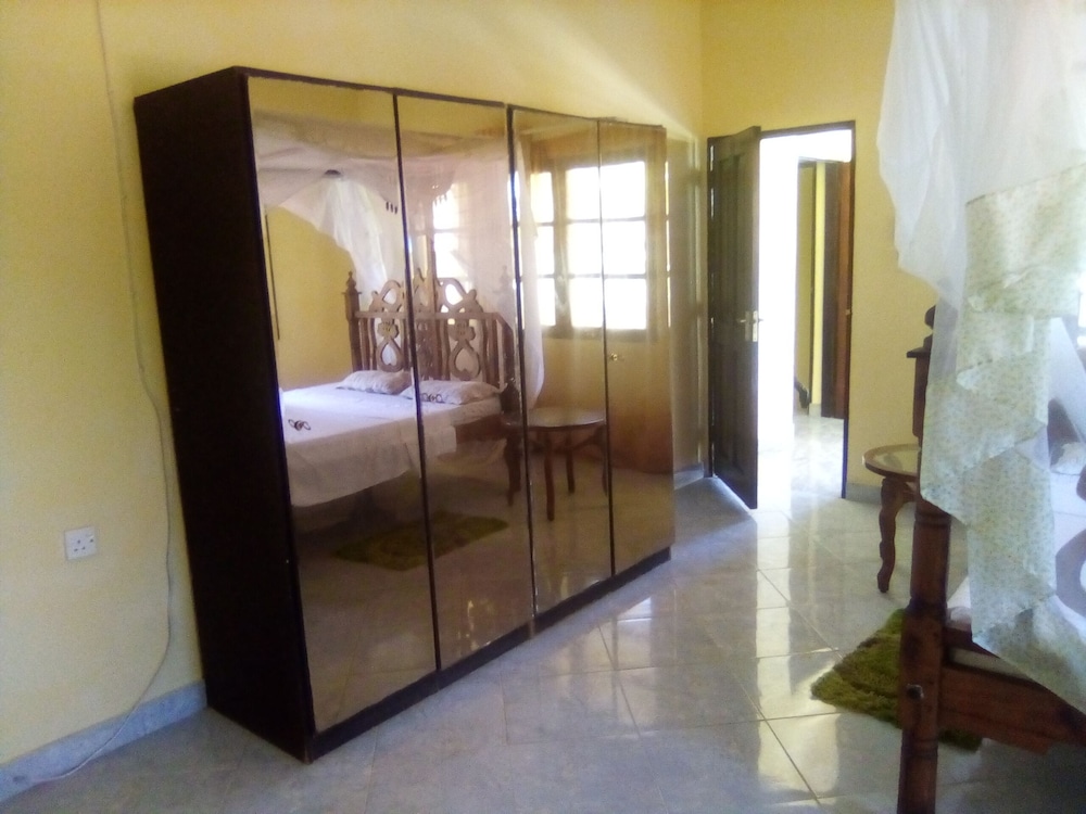 Jawanga Beach Location Villa view 5