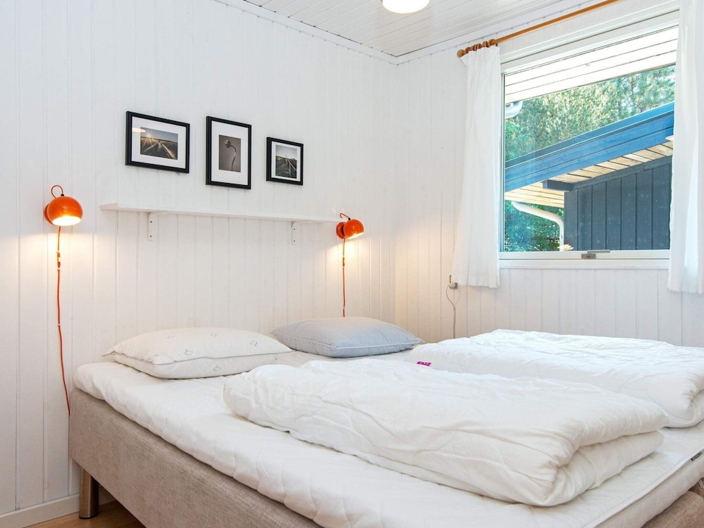 7 Person Holiday Home in Grenaa view 3