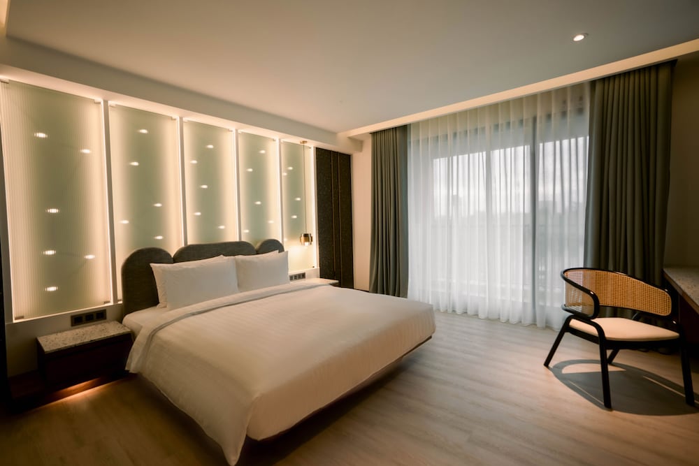 XIUXI HOTEL view 4