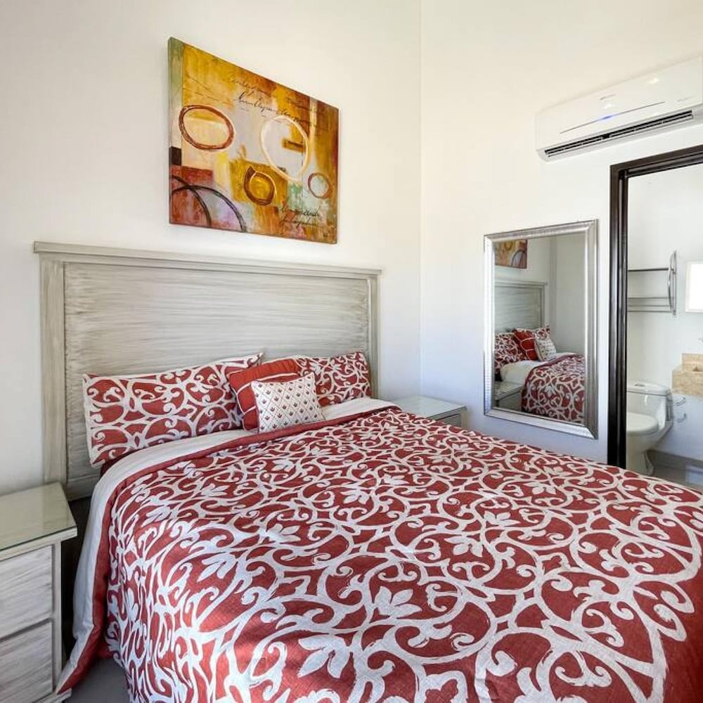 Prime Location House at Cerritos Great Price