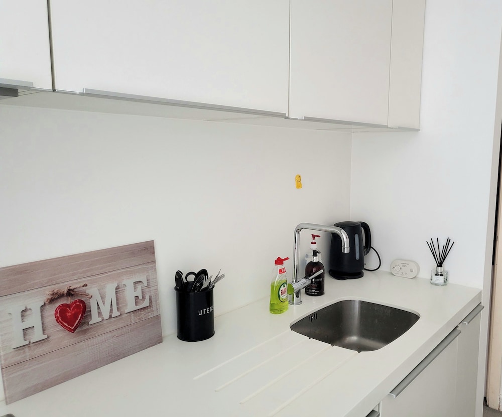 Cityscape Apartment in Rotunda Bham