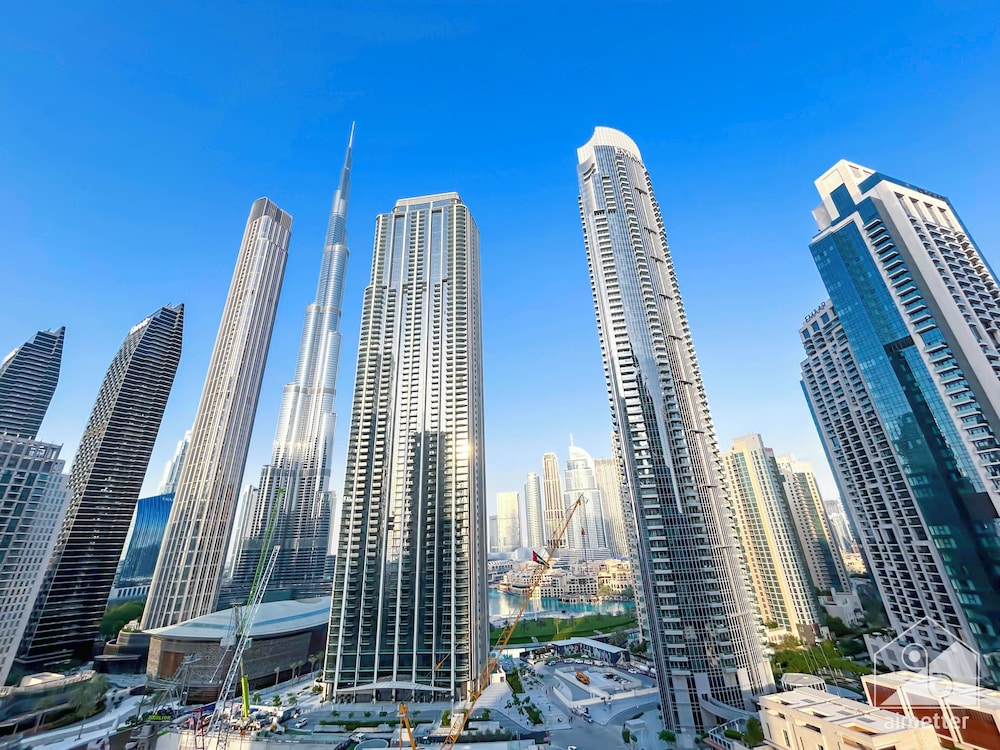 Luxurious 4B Balcony & Views Burjcrown Downtown