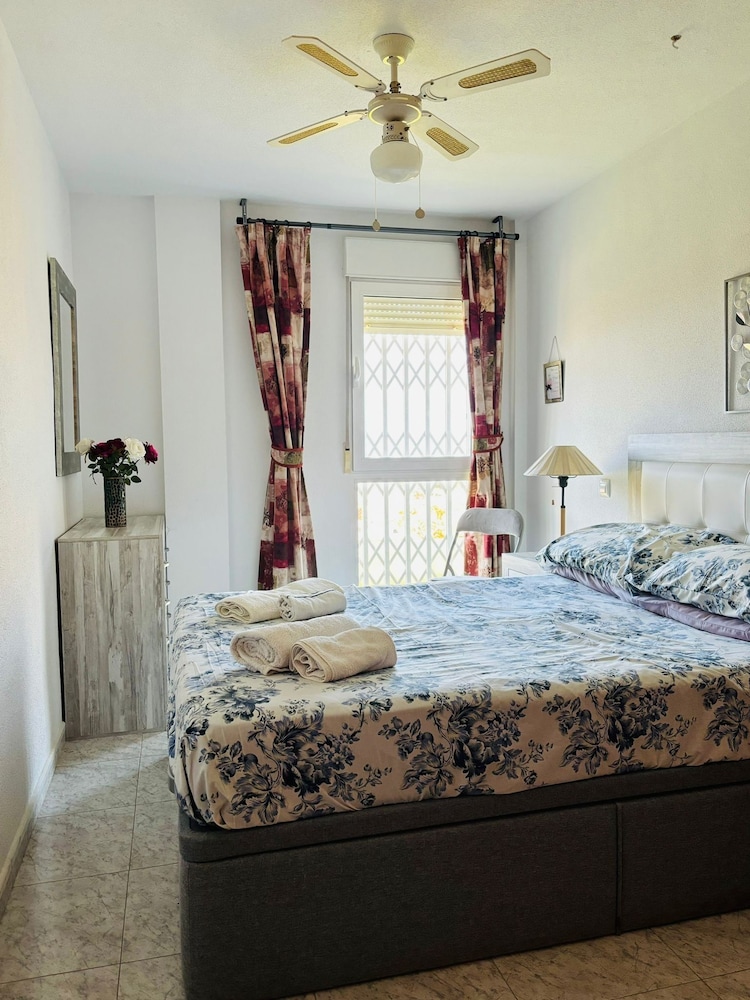 Fabulous Apartment With the Best View in Town Quiet Area, Short Walk to Centre photo 4