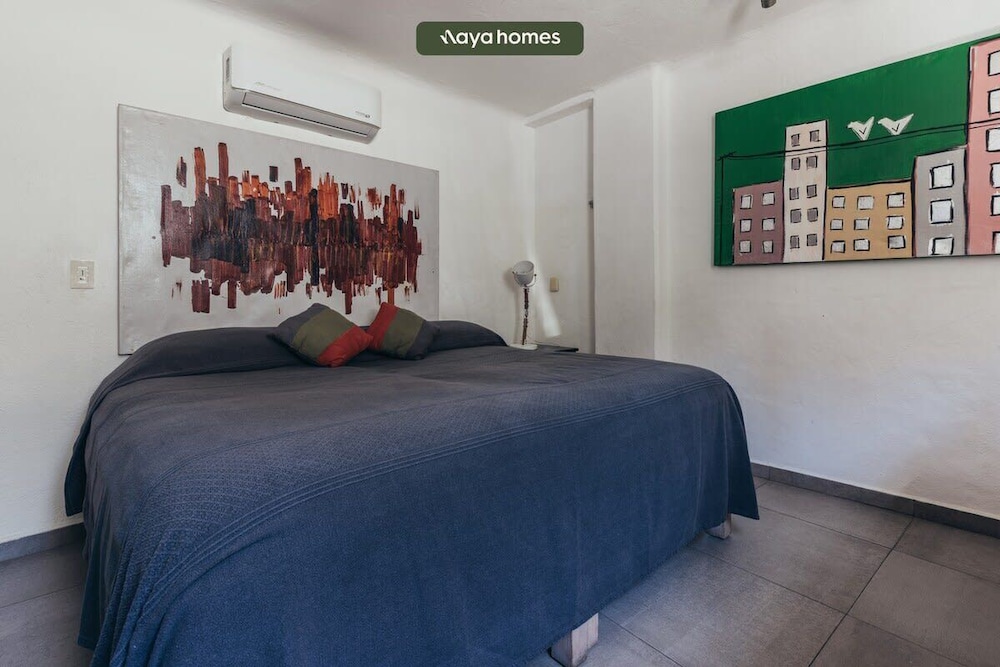 Cozy 2BR King Beds - Rooftop Pool - Fast Wifi