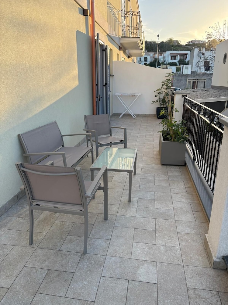 Eolia Rooms Lipari