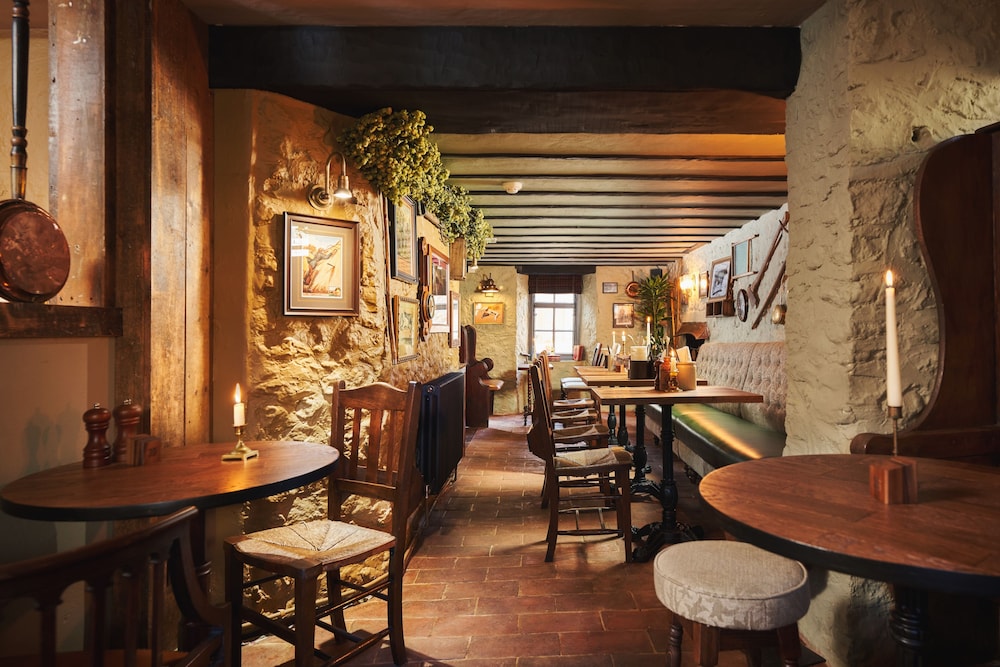 Masons Arms