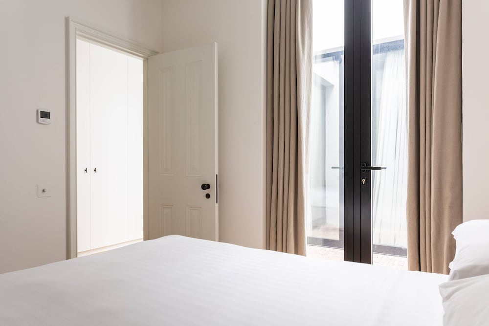 Kildare Gardens by Onefinestay