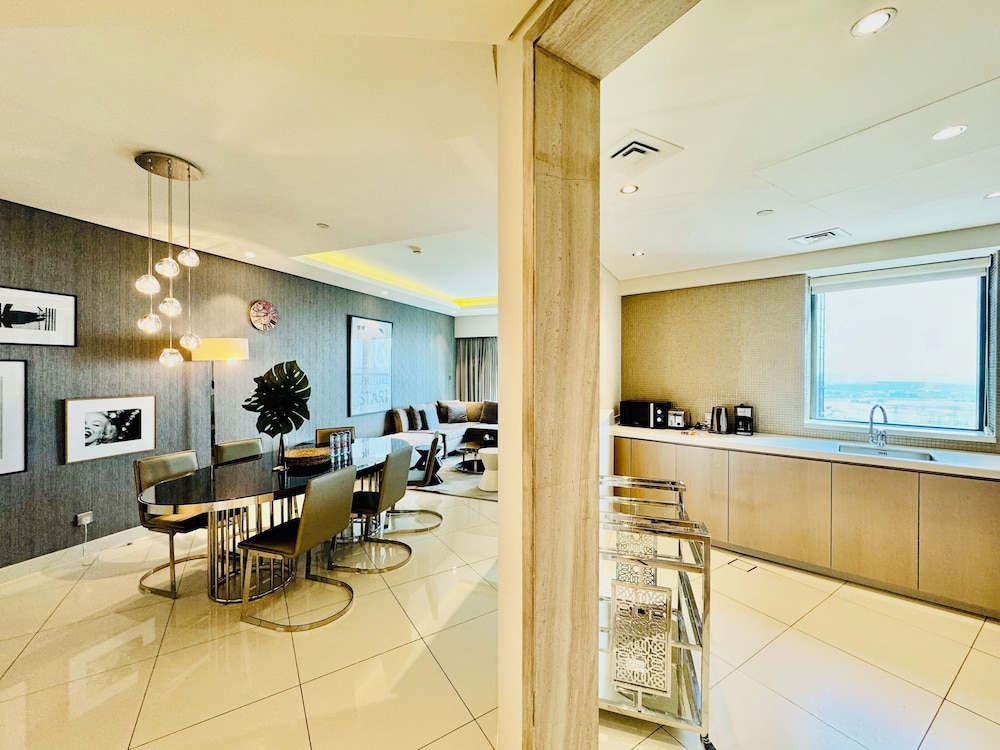 Venduras Cozy 3BR at Damac Tower