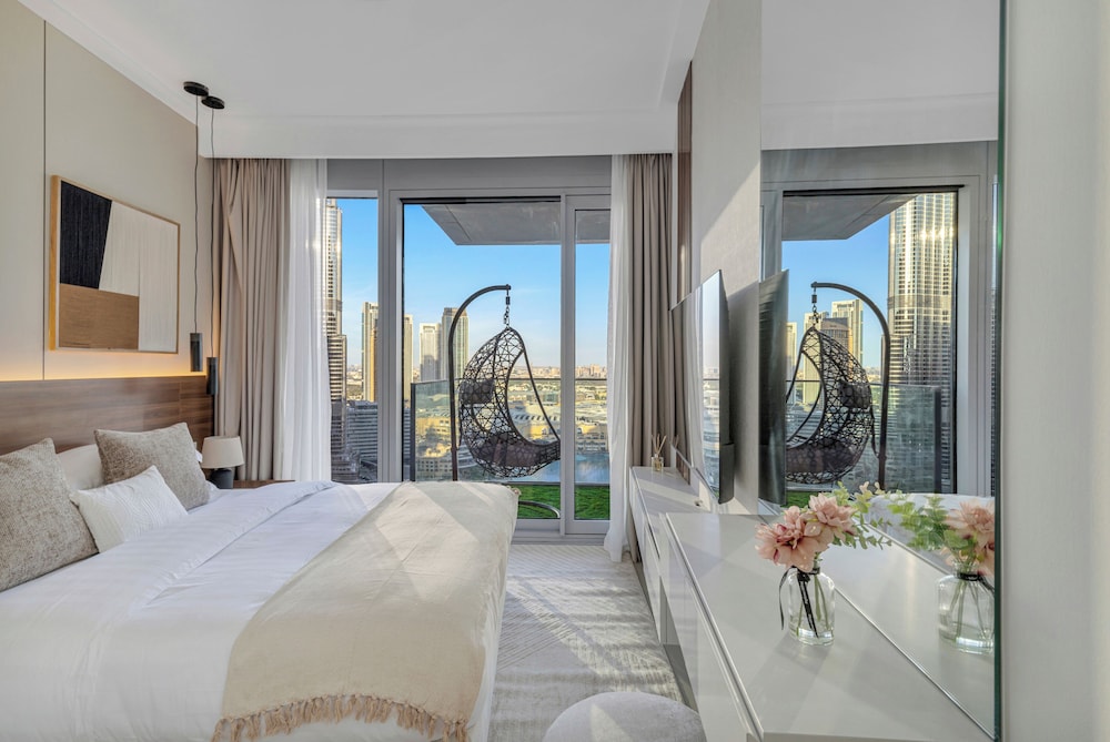 Roomszy Residences - Opera Grand