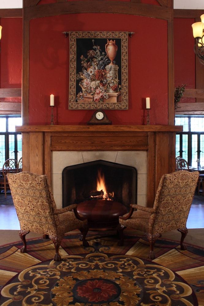 Punderson Manor Lodge and Conference Center
