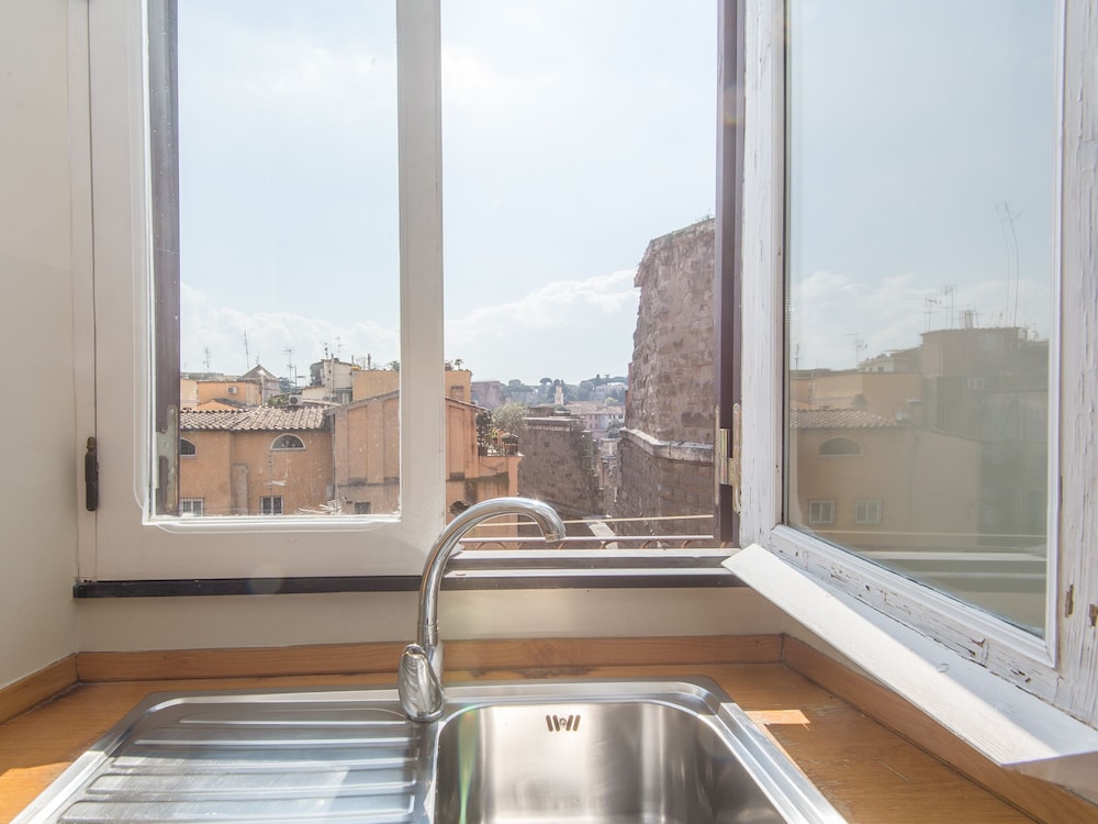 RSH Fori Imperiali Breathtaking View