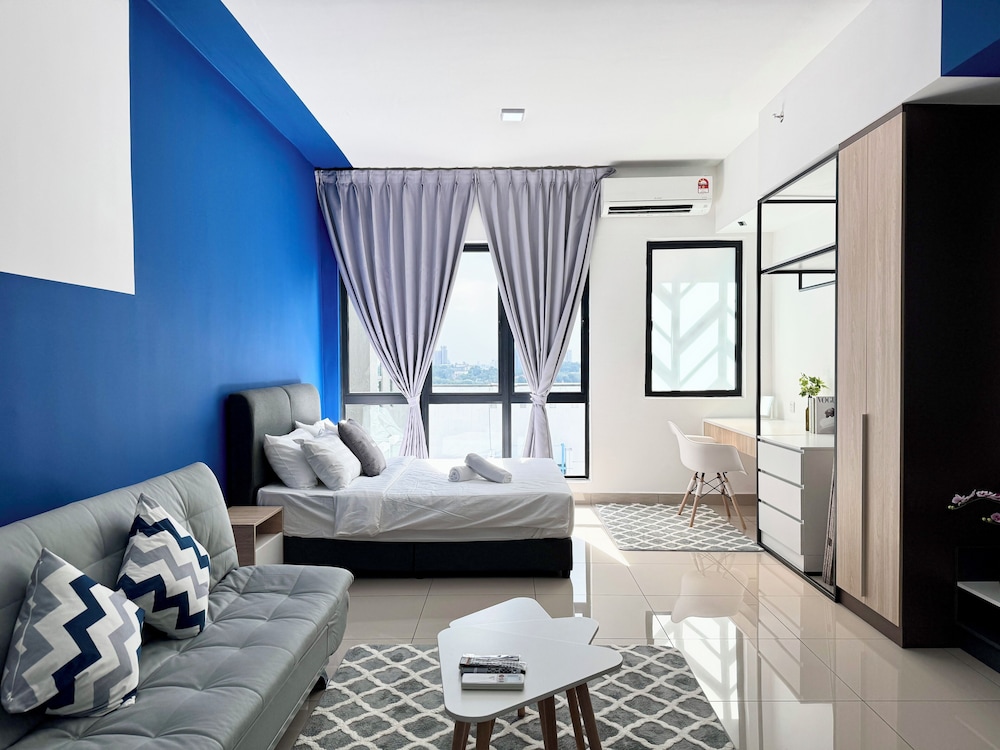 Alinea Suites