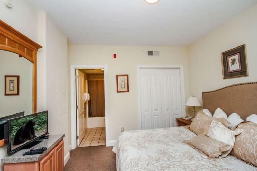 1103 Golf View Towers Smoky Bear view 5