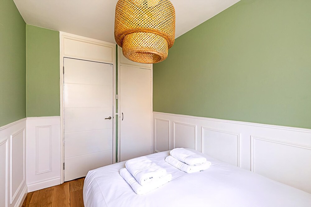 Stylish Islington Garden Flat Sleeps Four