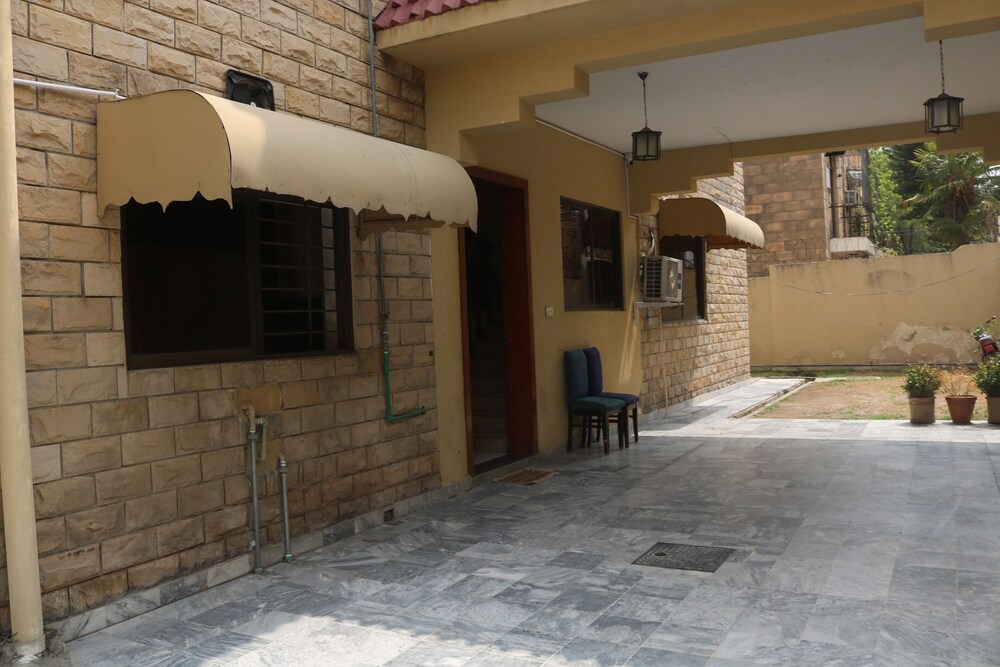 Photo 28