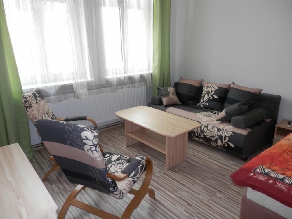 Apartment No. 27 Zeyerova 3 view 4