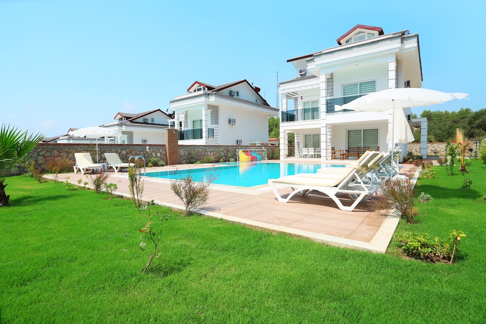 Orka New FourSeasons Villas