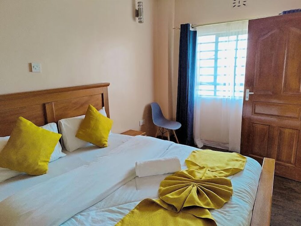 Lux Suites Fadhili House Naivasha