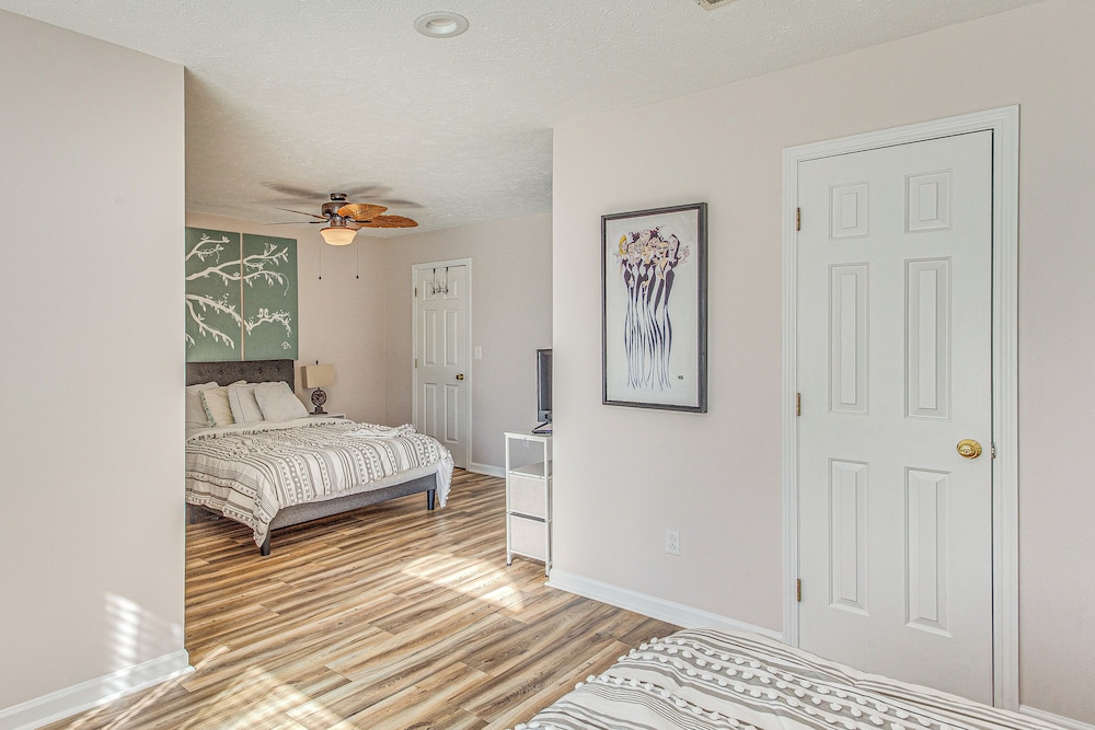 < 1 Mi to Ocean: North Myrtle Beach Home w/ Grill!