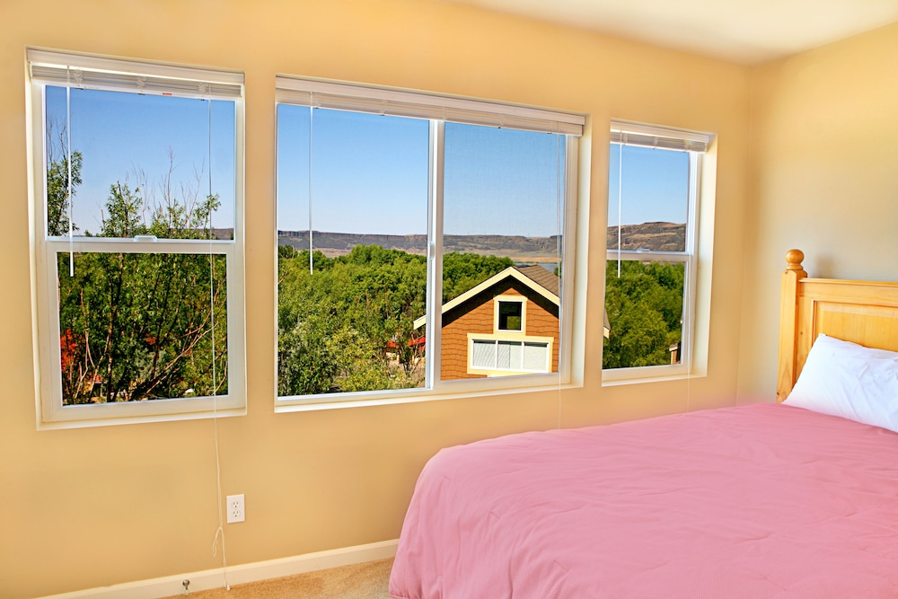 Sunbanks Lake Resort