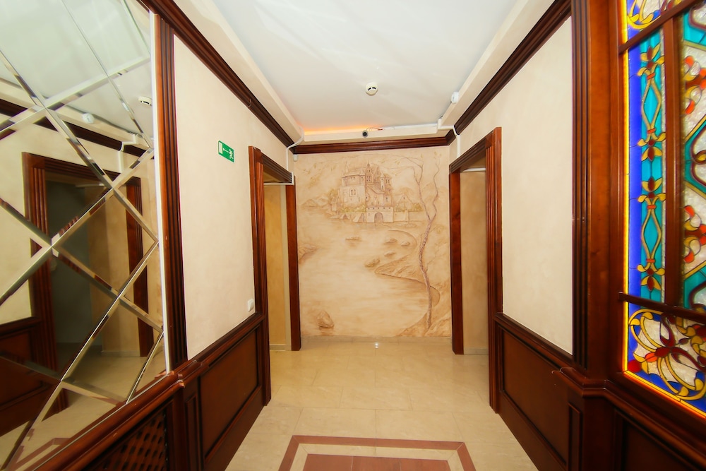 Kupe Capsule Hotel & Hostel view 5