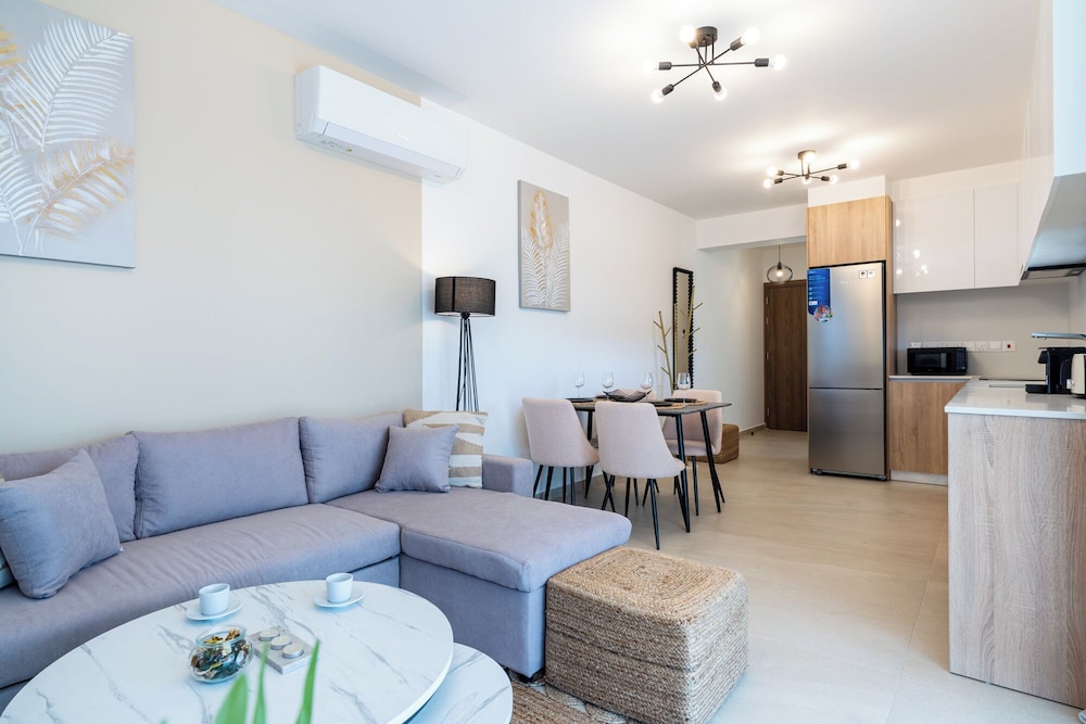 Jas Living Apts & Balconies in Larnaca