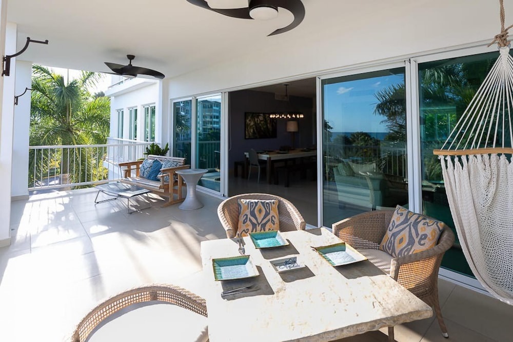 The Beach-front Condo by Acomodo Long Stay Only