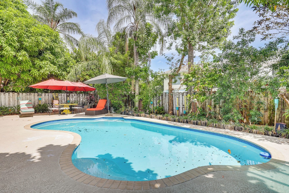 Sun-soaked Pompano Beach Home w/ Private Pool!