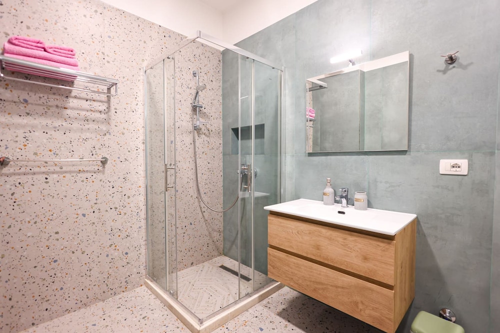 Grandstay Urban Three