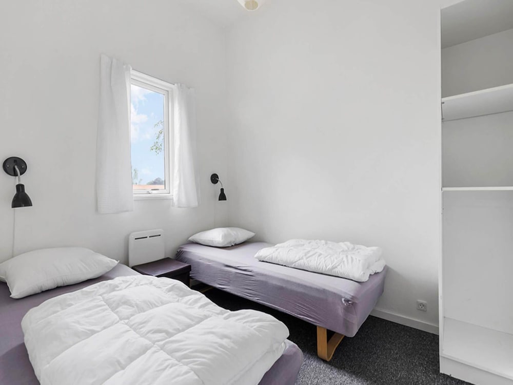 6 Person Holiday Park Home in Vipperod