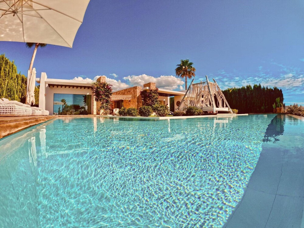 Holiday Home With Pool Area