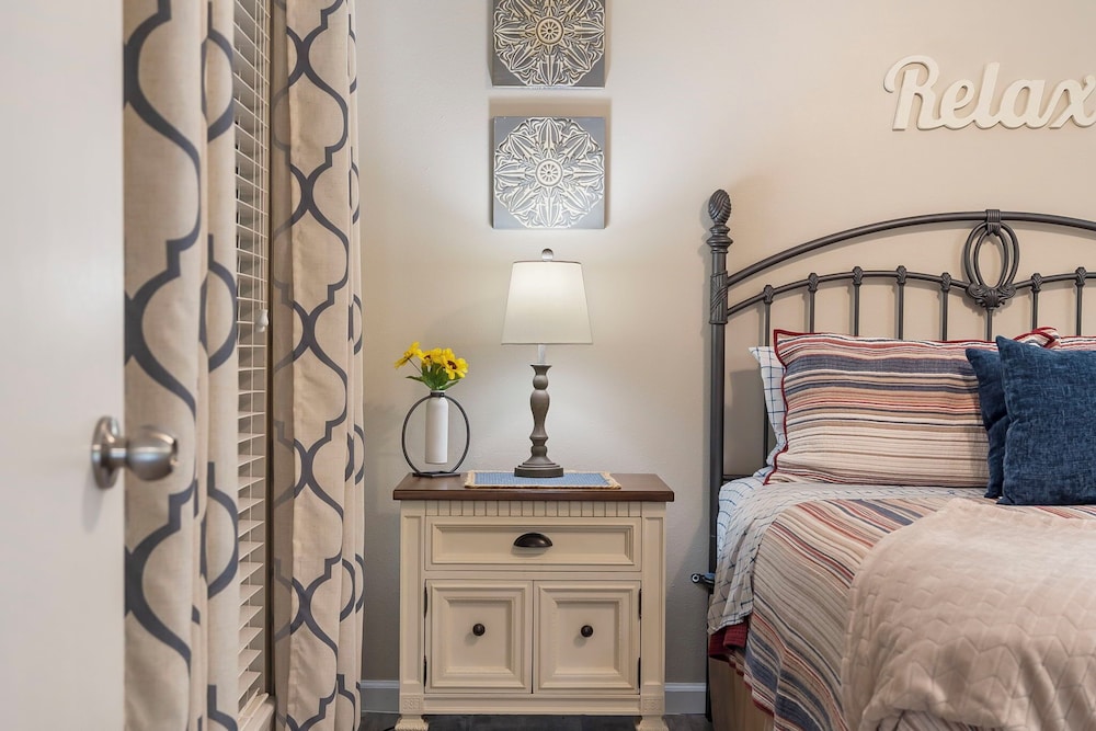 Greenside Retreat - Pointe Royale